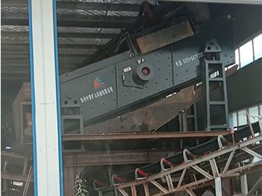 直擊湖北時產(chǎn)200噸裝修垃圾處理分揀現(xiàn)場